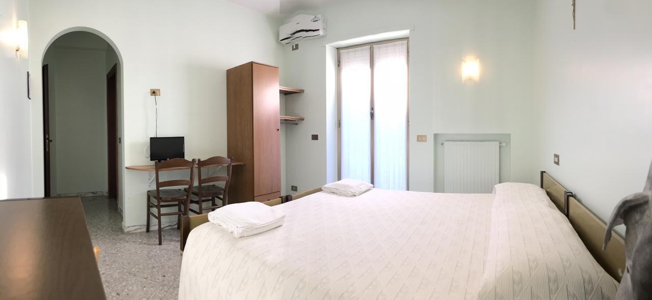 Casa Nostra Signora Hotel Isola Farnese Exterior photo